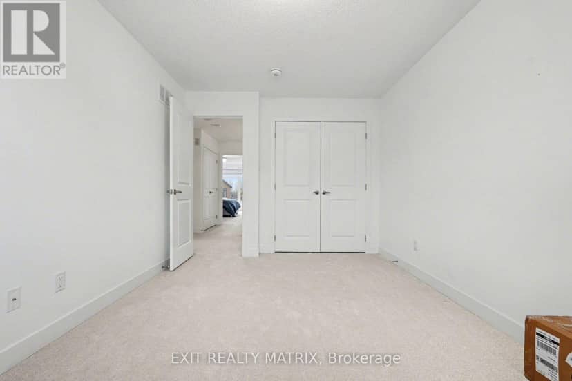 656 Putney Crescent — photo 25 of 36