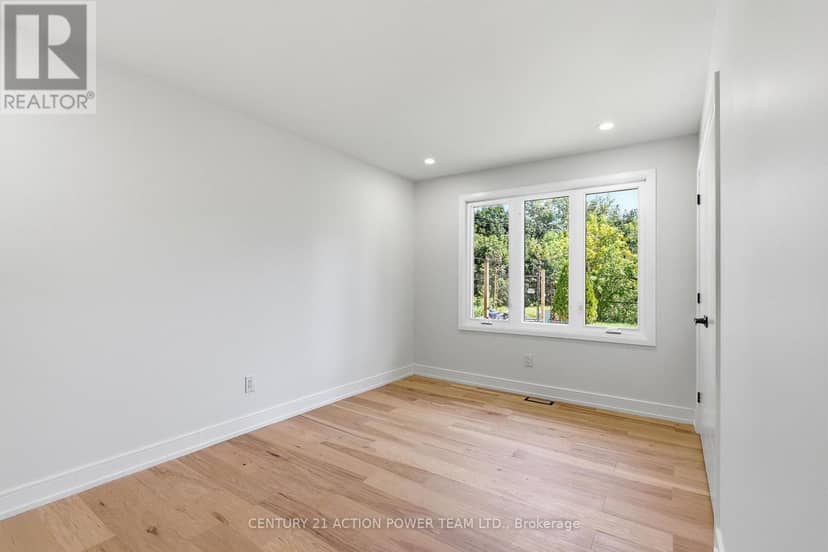 1831 Haig Drive S — photo 10 of 38
