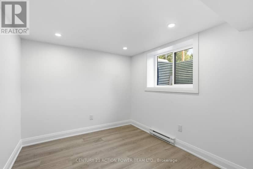 1831 Haig Drive S — photo 25 of 38