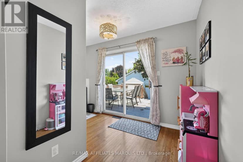 824 Alice Street — photo 21 of 40