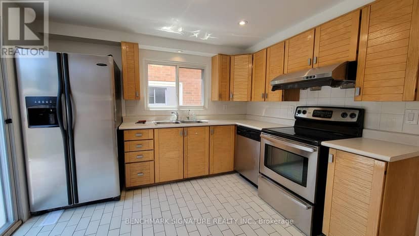 35 Wintermute Boulevard — photo 12 of 38