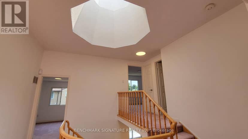 35 Wintermute Boulevard — photo 16 of 38