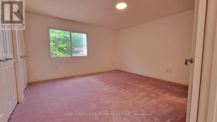 35 Wintermute Boulevard — photo 19 of 38
