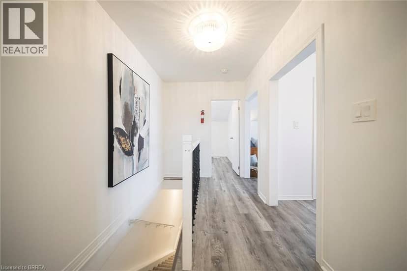171 DRUMMOND Street — photo 6 of 29