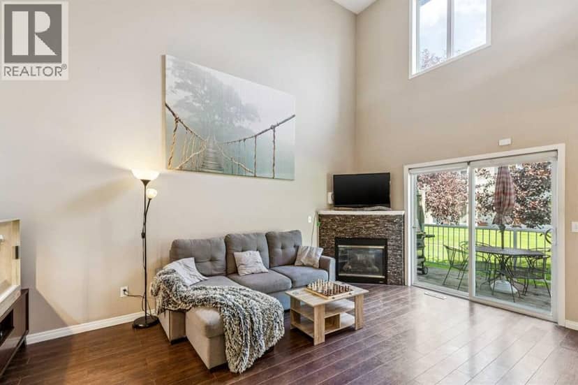 118 Citadel Meadow Gardens NW — photo 10 of 38