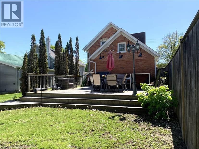 40 ST ANDREW Street — photo 7 of 40