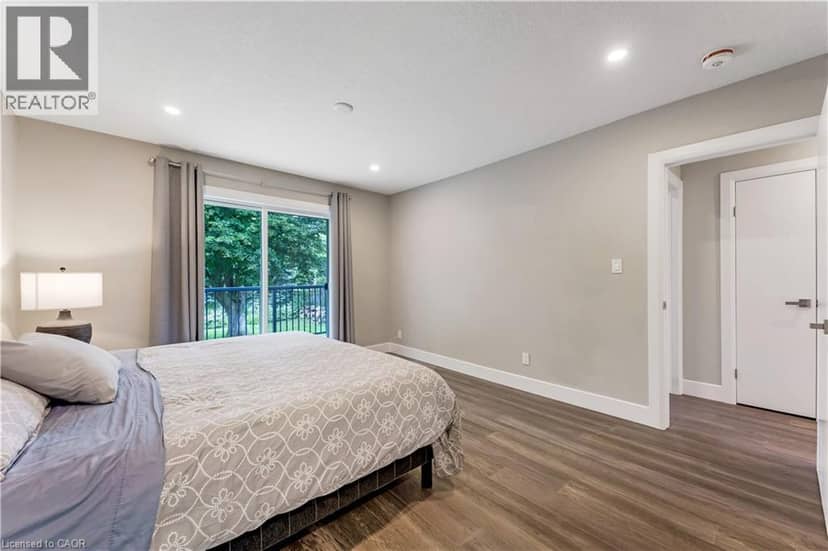 106 KENNETH Avenue — photo 21 of 40