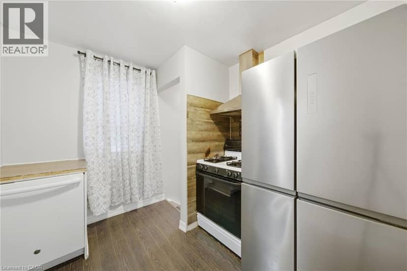 107 BROADWAY Street — photo 13 of 40