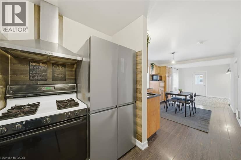 107 BROADWAY Street — photo 14 of 40