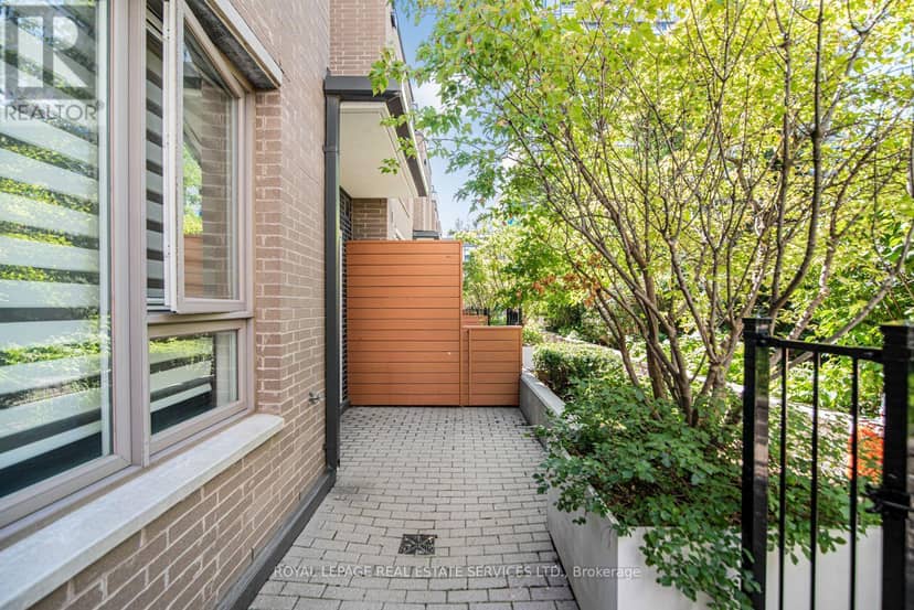 117 - 2530 Eglinton Avenue W — photo 14 of 40