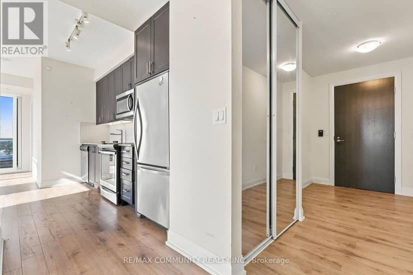 2111 - 18 Graydon Hall Drive — photo 6 of 24