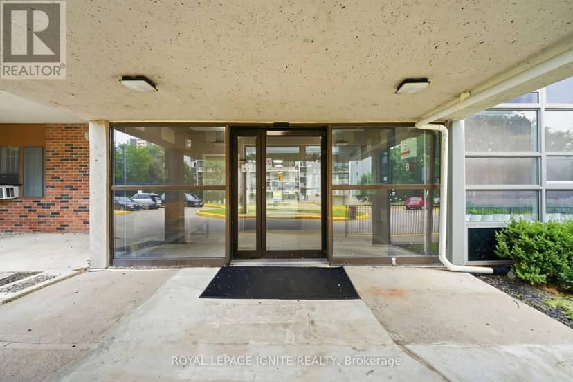 903 - 3380 Eglinton Avenue, Toronto, photo 2