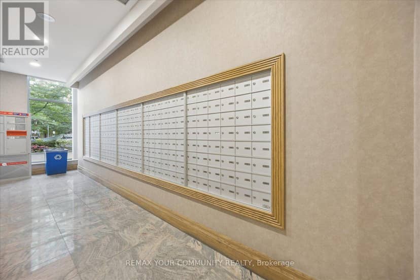 209 - 5500 Yonge Street — photo 27 of 40