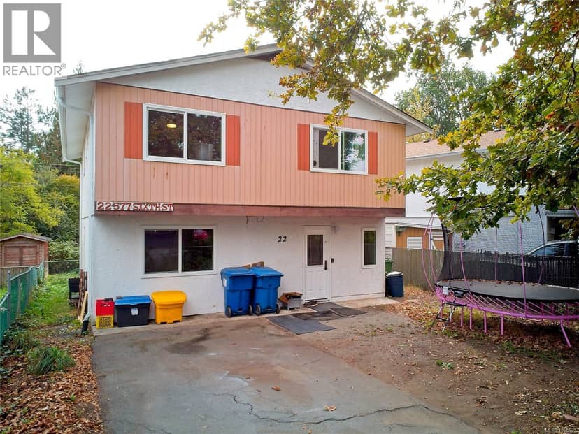 22 577 Sixth St — photo 1 of 37