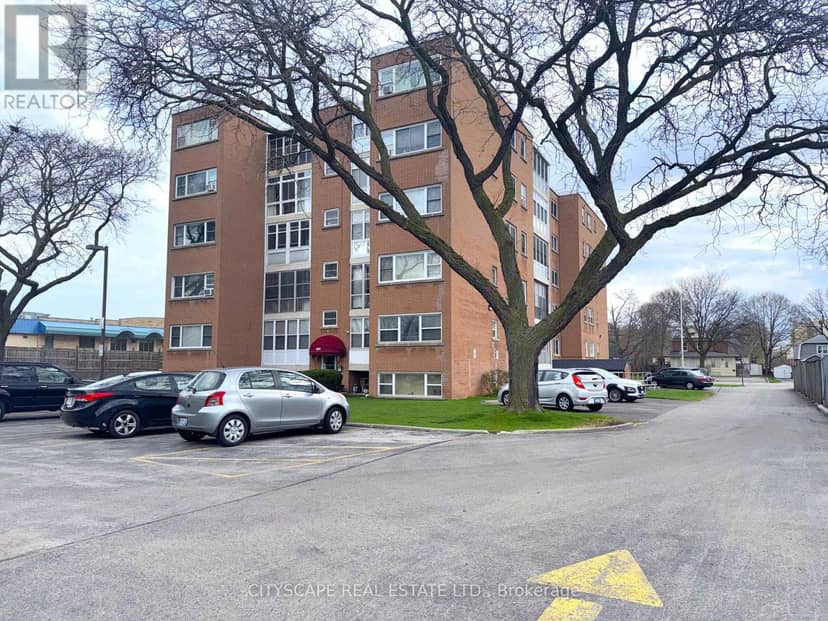 25 - 824 Brant Street — photo 27 of 27