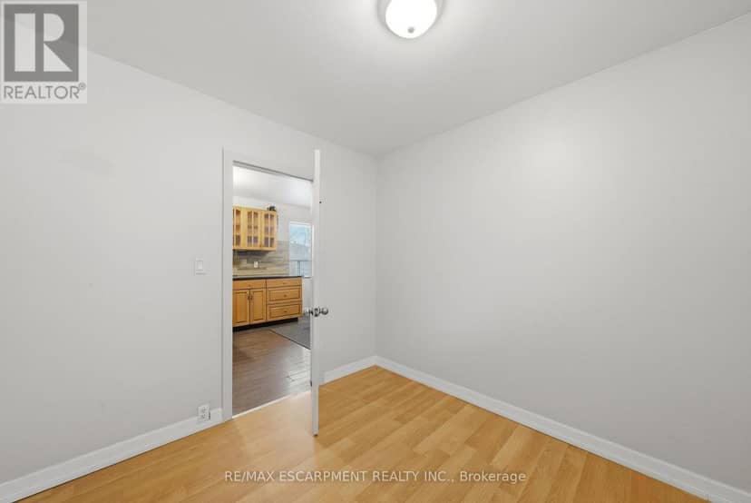 107 Broadway Street — photo 20 of 40