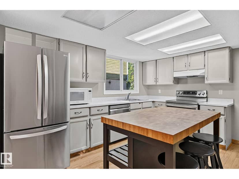 17919 78 AV NW — photo 11 of 40