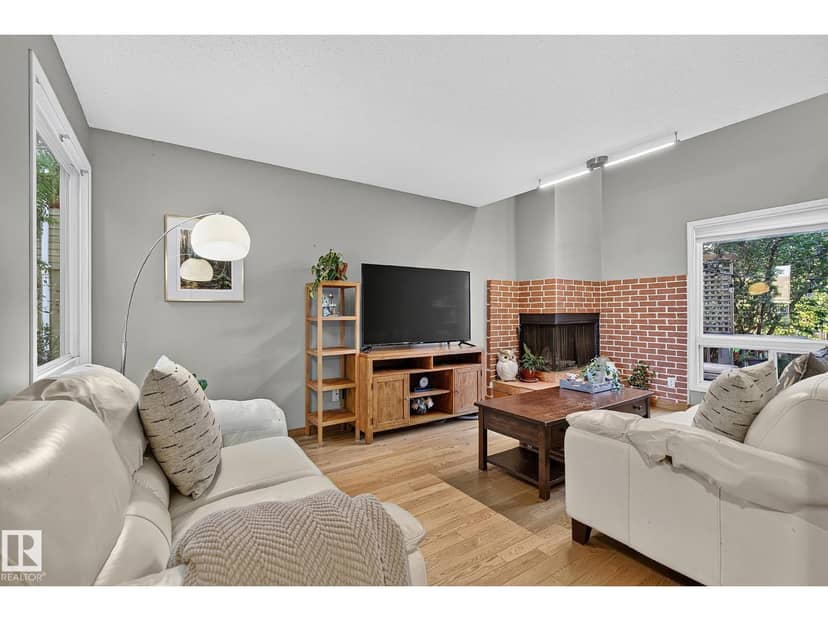 17919 78 AV NW, Edmonton, photo 2