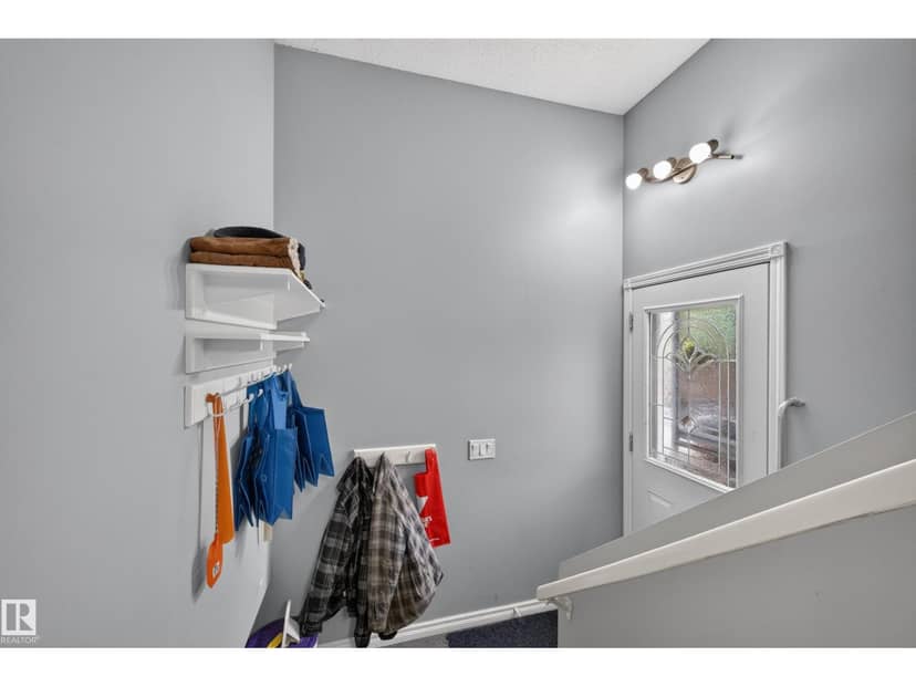 4 Greystone Cr — photo 32 of 40