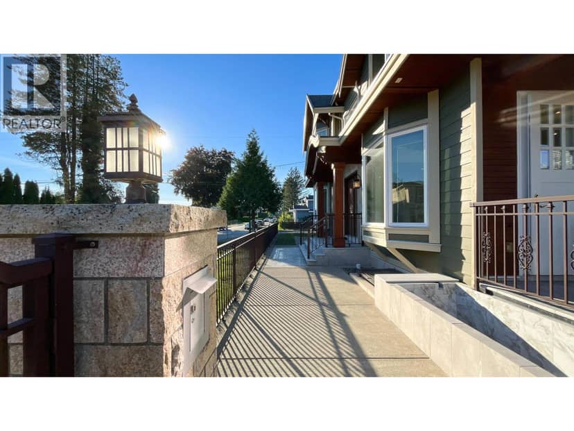 4319 GRETA STREET, Burnaby, photo 2