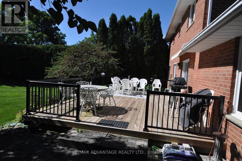 4 Croydon Drive — photo 12 of 33