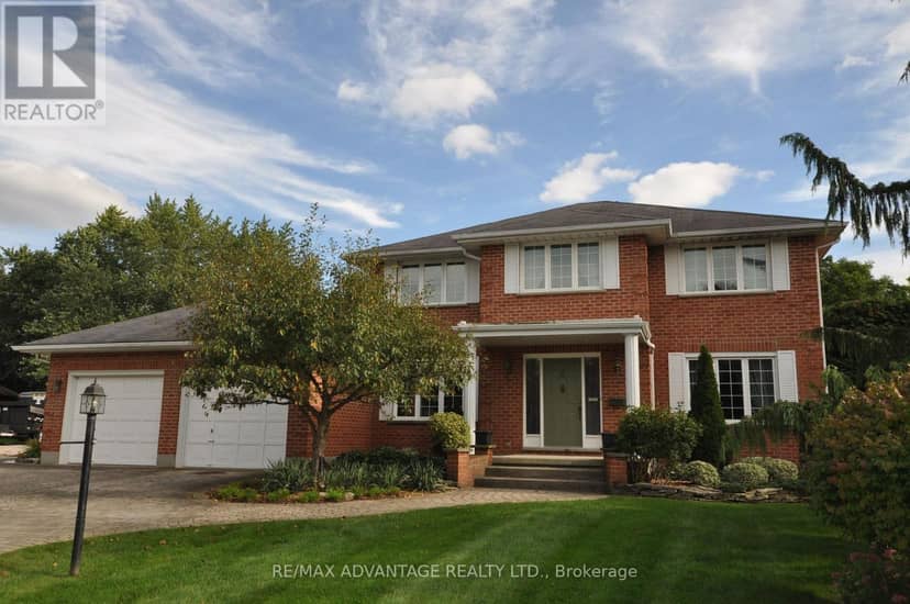 4 Croydon Drive, Middlesex Centre, photo 2