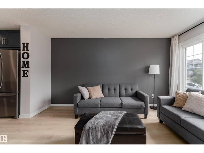2420 Trumpeter Wy NW, Edmonton, photo 5