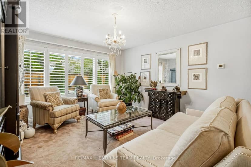 505 Albany Street — photo 12 of 40