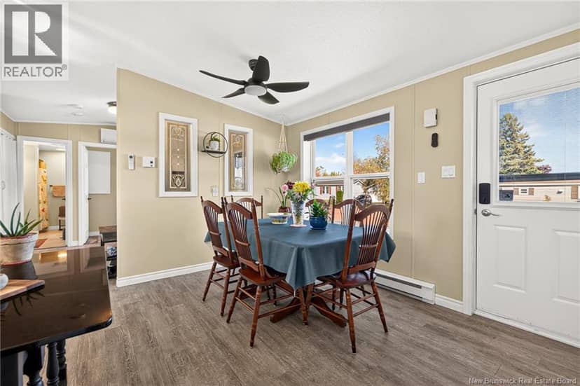 1 Lausanne Street, Moncton, photo 5