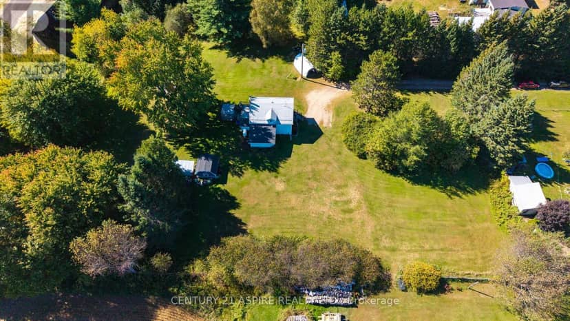 1085 Forest Lea Road, Laurentian Valley, photo 7
