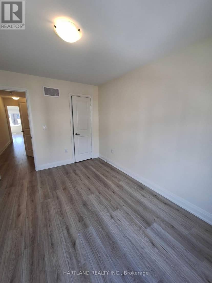1205 - 1695 Dersan Street, Pickering, photo 7