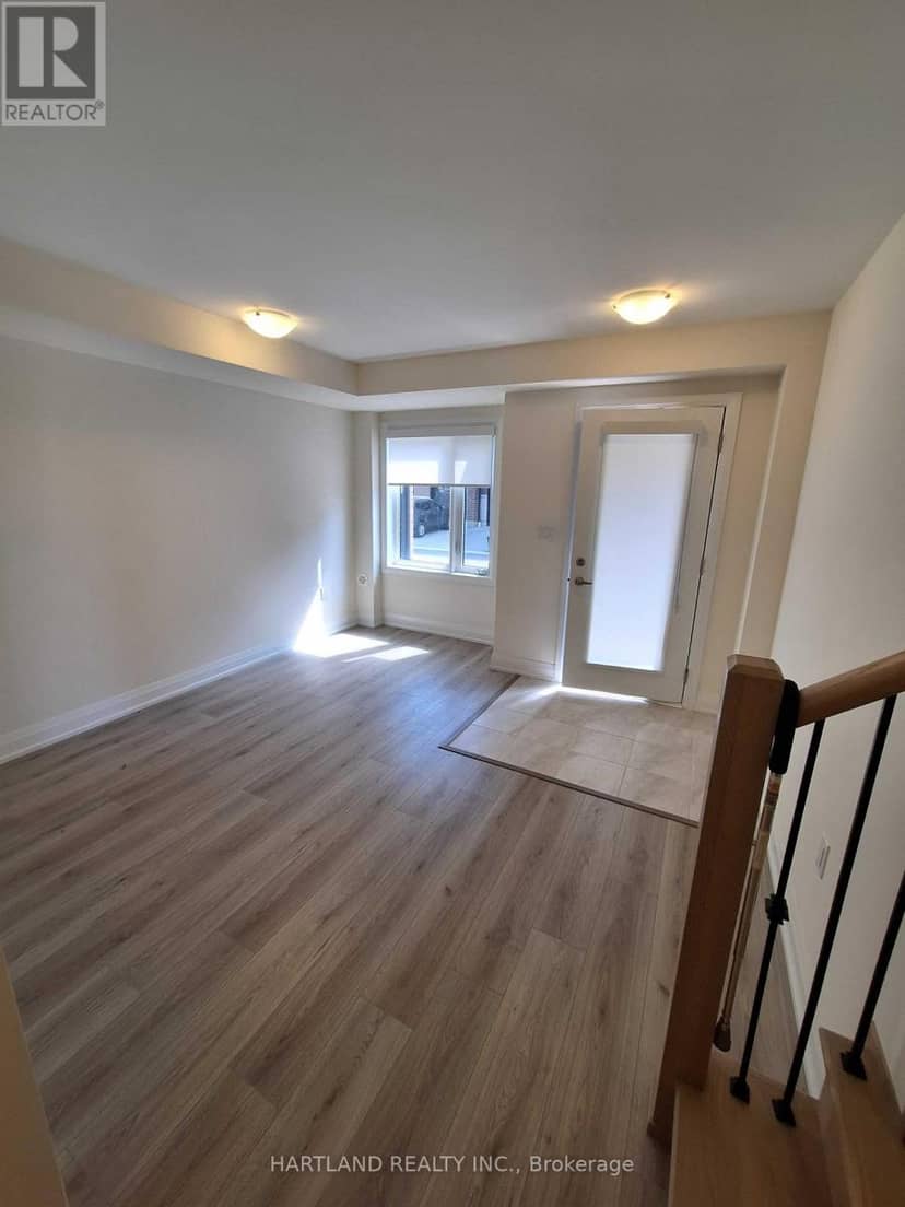 1205 - 1695 Dersan Street — photo 9 of 21