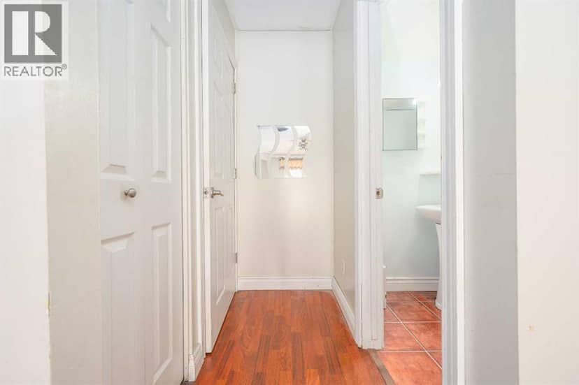 7627 24A Street SE — photo 12 of 32