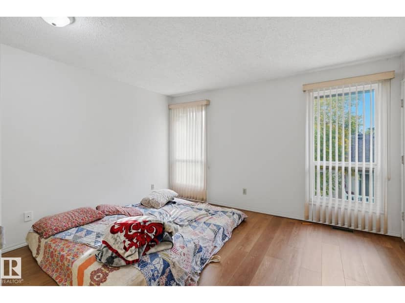 #50 4610 17 AV NW — photo 22 of 26
