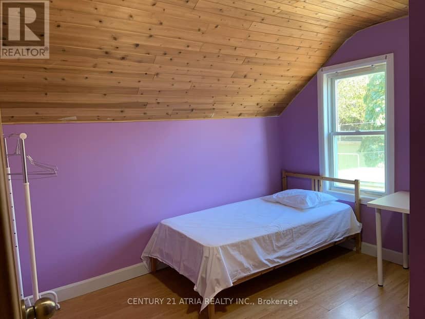 713 Chamberlain Street — photo 12 of 19