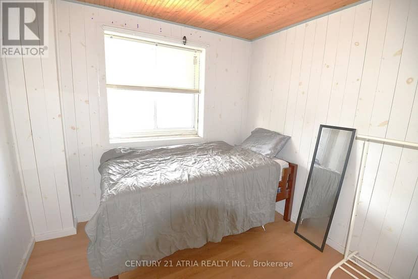 713 Chamberlain Street — photo 6 of 19