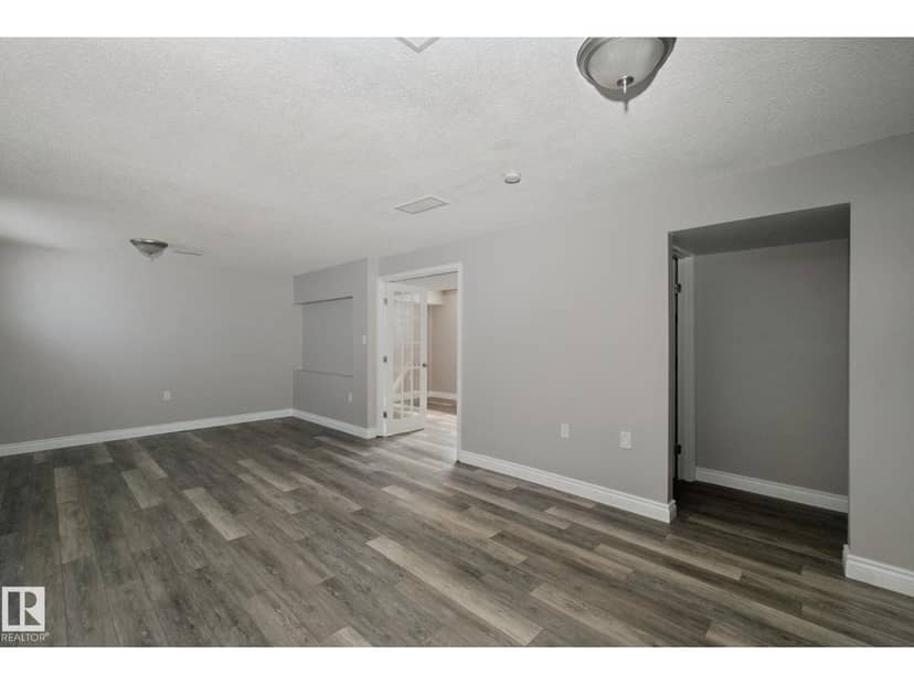 610 87 ST SW — photo 35 of 40