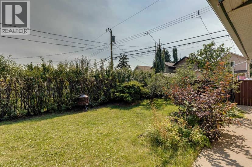 415 51 Avenue SW — photo 22 of 31