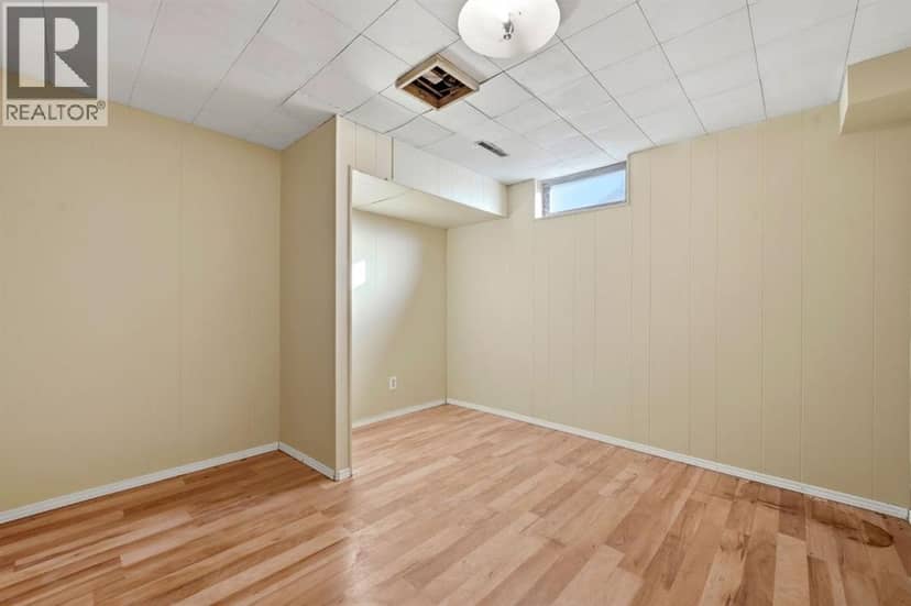 8303 Addison Drive SE — photo 9 of 40