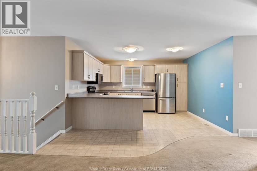 458 Merrill — photo 15 of 40