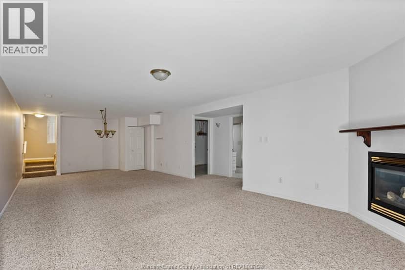 458 Merrill — photo 6 of 40