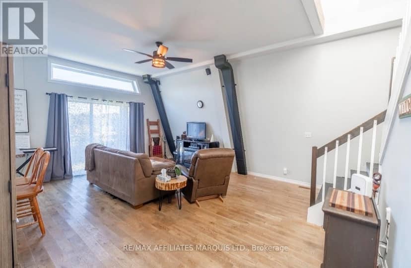 2150 Service Road — photo 9 of 28
