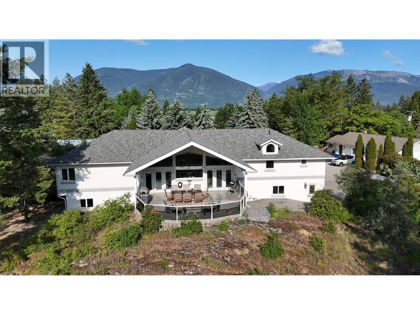404 Ash Road, Creston
