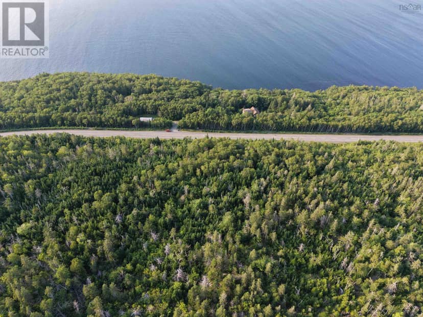 Lot 16 Highway — photo 3 of 9