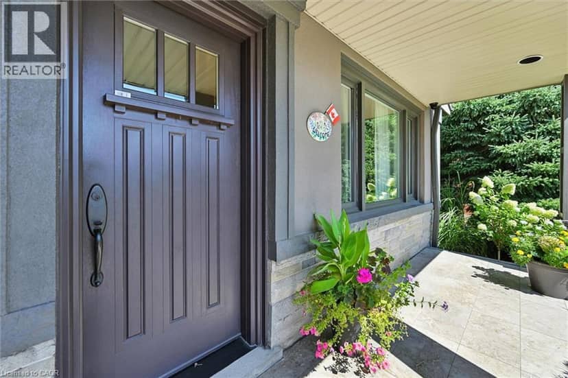 2209 GHENT Avenue, Burlington, photo 4