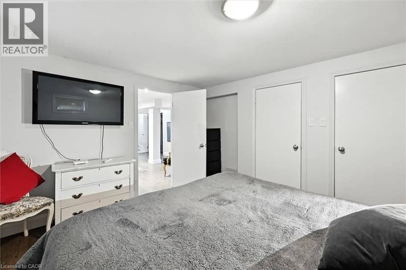 2209 GHENT Avenue — photo 28 of 40