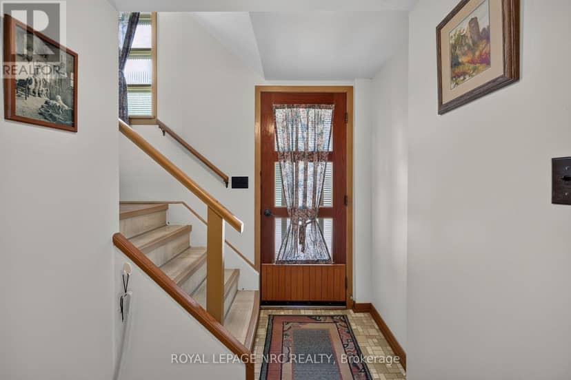248 Vansickle Road — photo 18 of 39