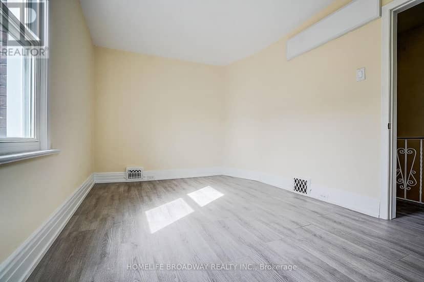 1069 Davenport Road — photo 35 of 40