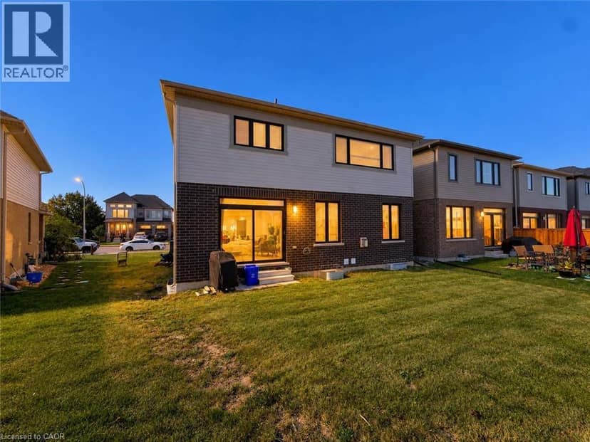 190 PROVIDENT Way, Mount Hope, photo 2