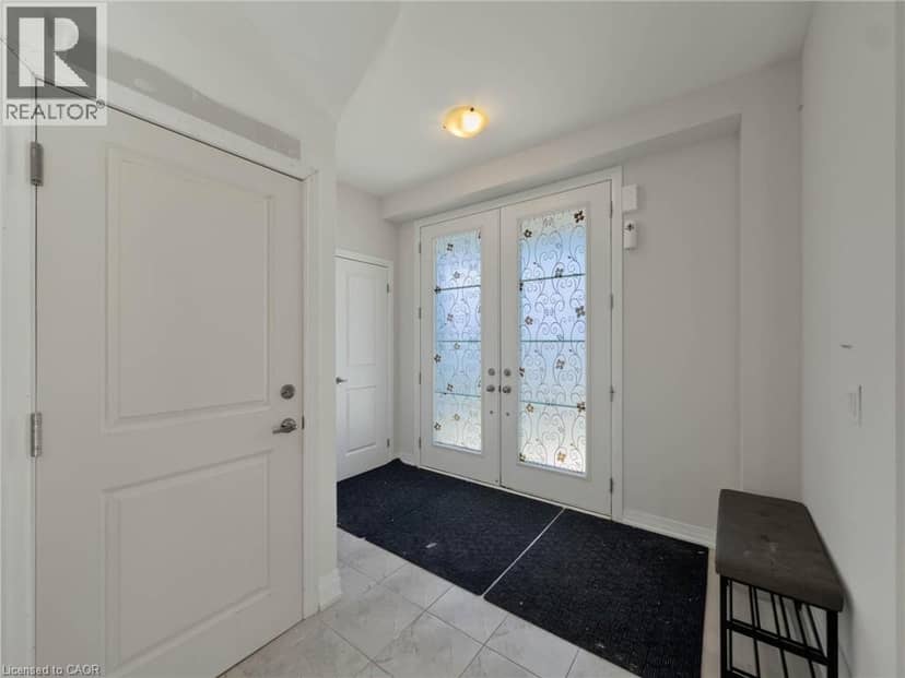 190 PROVIDENT Way, Mount Hope, photo 6